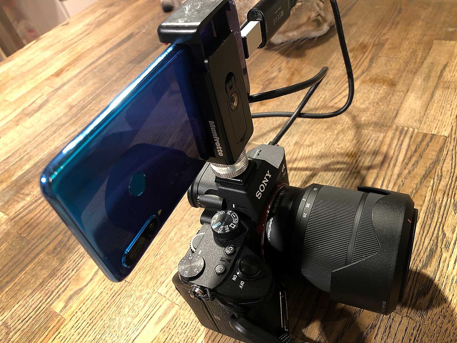 phone-to-camera-monitor