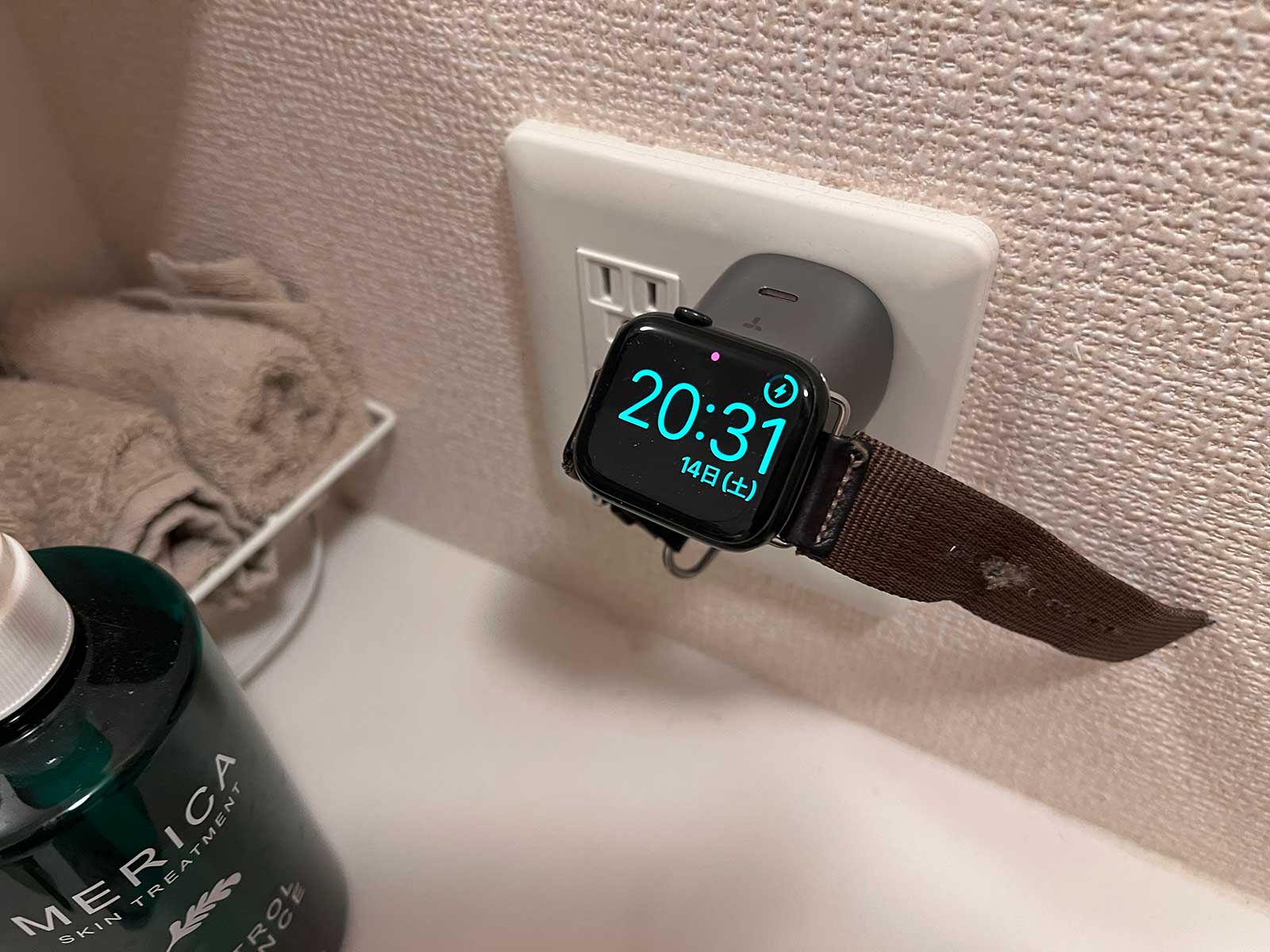 TORRAS FlashEye For AppleWatch充電器